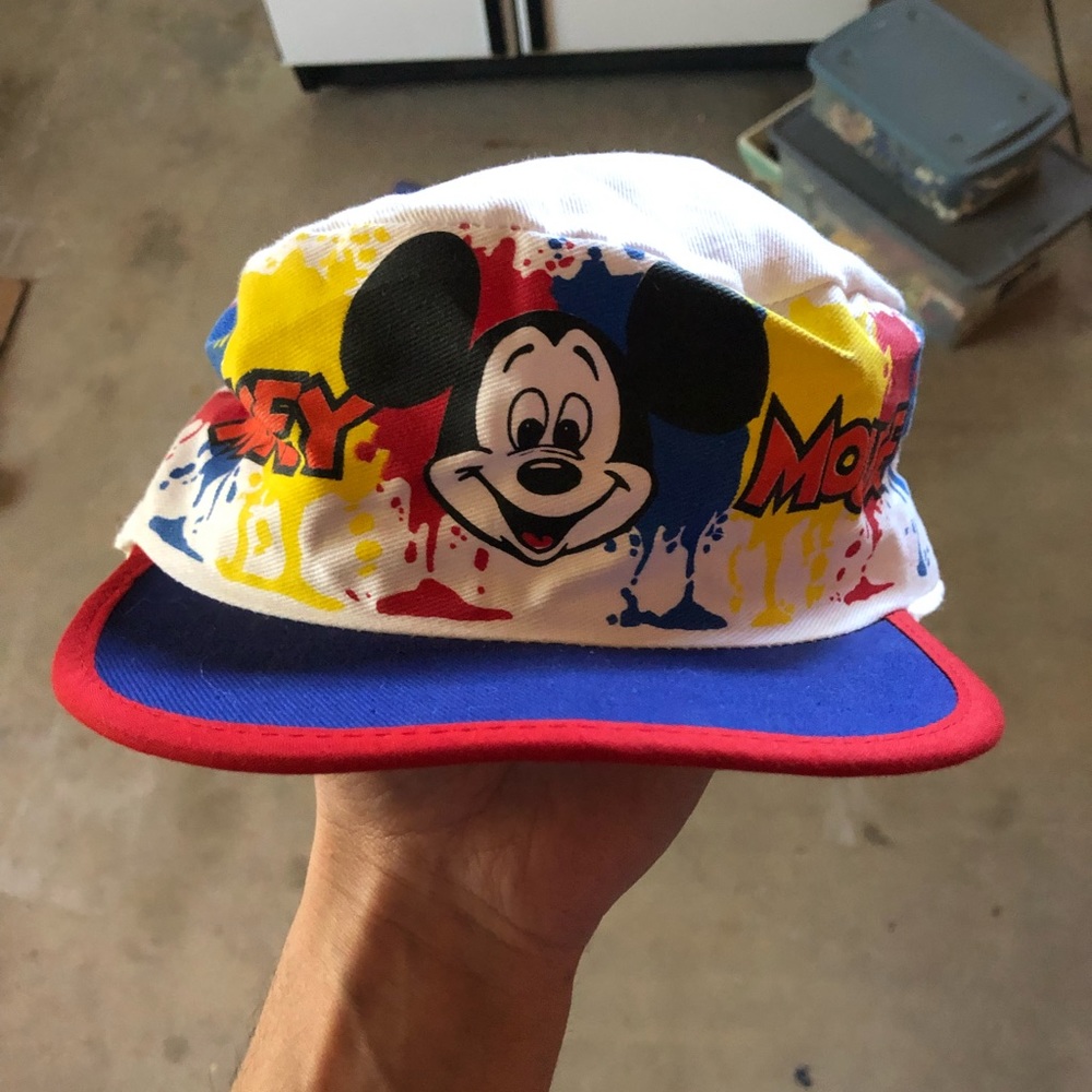 Vintage walt disneys magic kingdom on ice painters hat mickey mouse splatter NOS